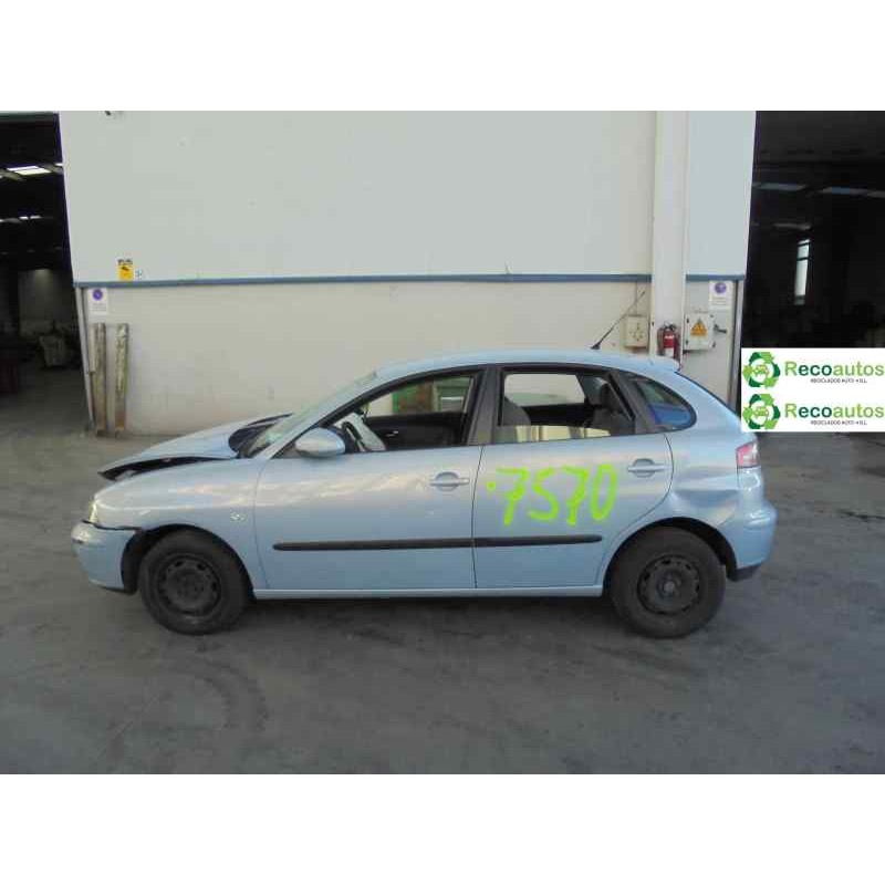 seat ibiza (6l1) del año 2003