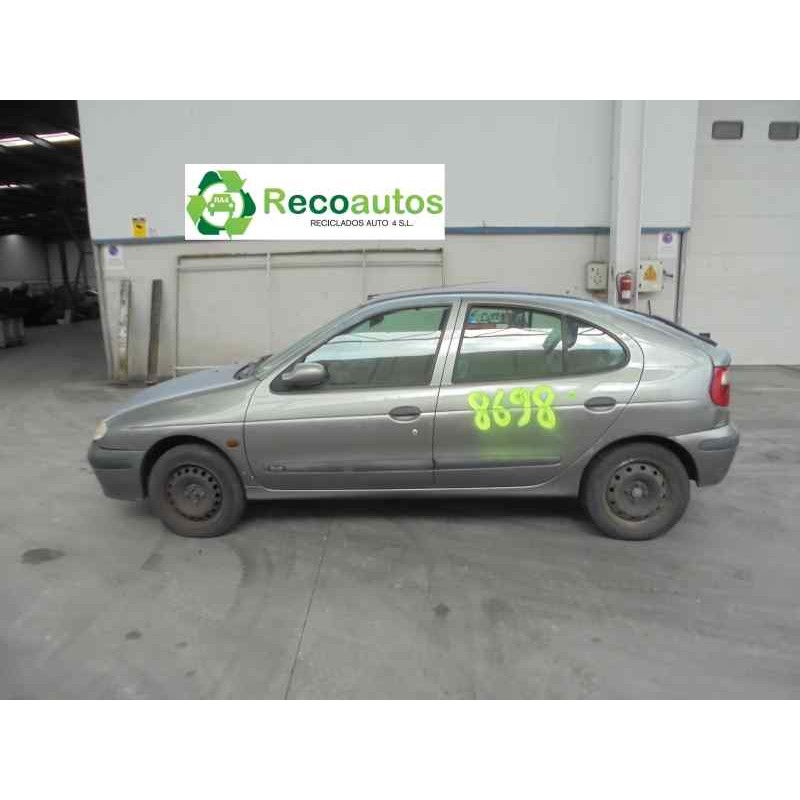 renault megane i fase 2 berlina (ba0) del año 2000