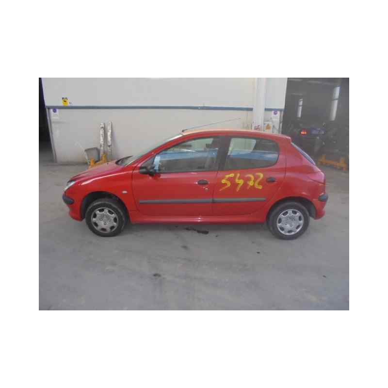 peugeot 206 berlina del año 2000