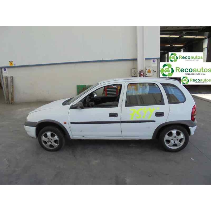 opel corsa b del año 1999