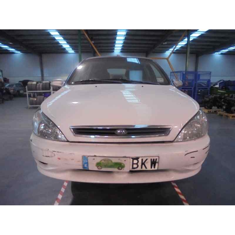 kia rio del año 2001