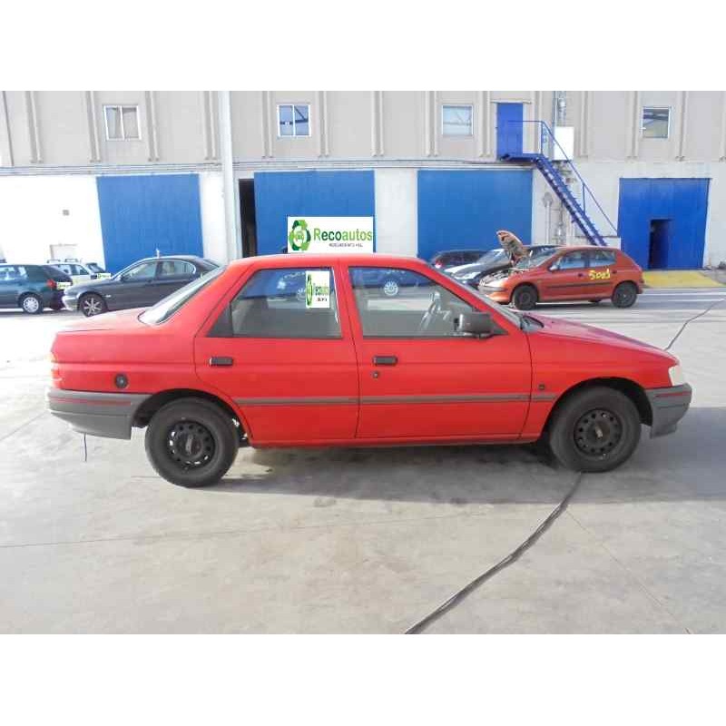 ford orion del año 1990