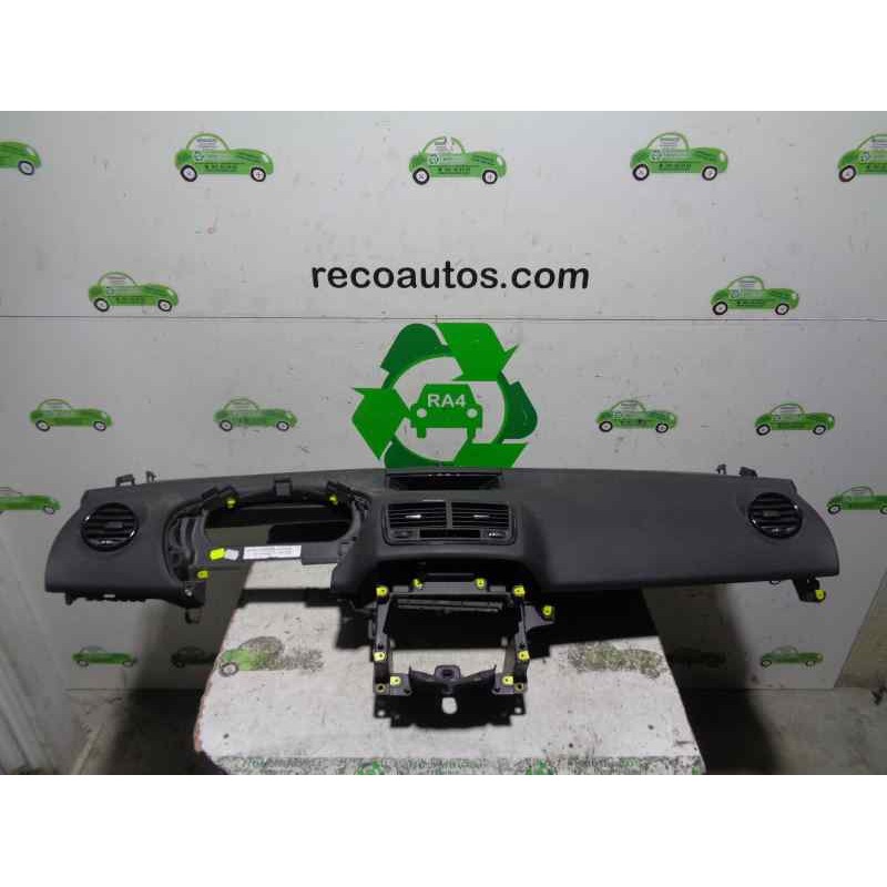 Recambio de salpicadero para opel meriva b 1.3 16v cdti referencia OEM IAM   