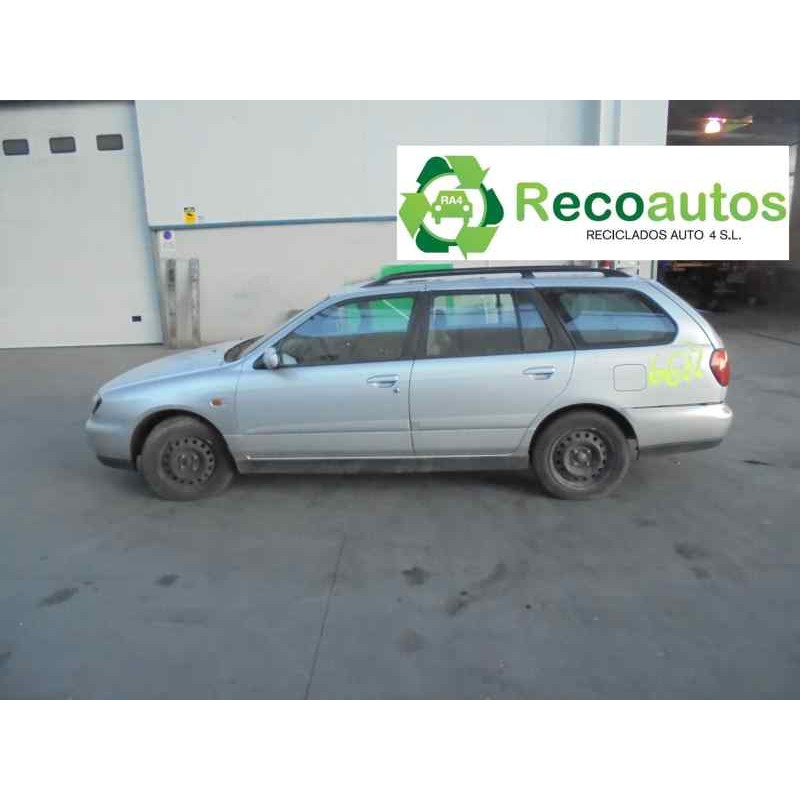 nissan primera trav. (wp11) del año 2001