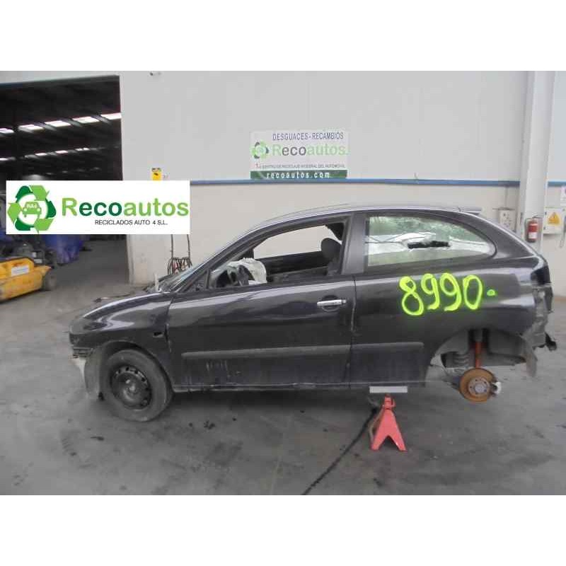 seat ibiza (6l1) del año 2003