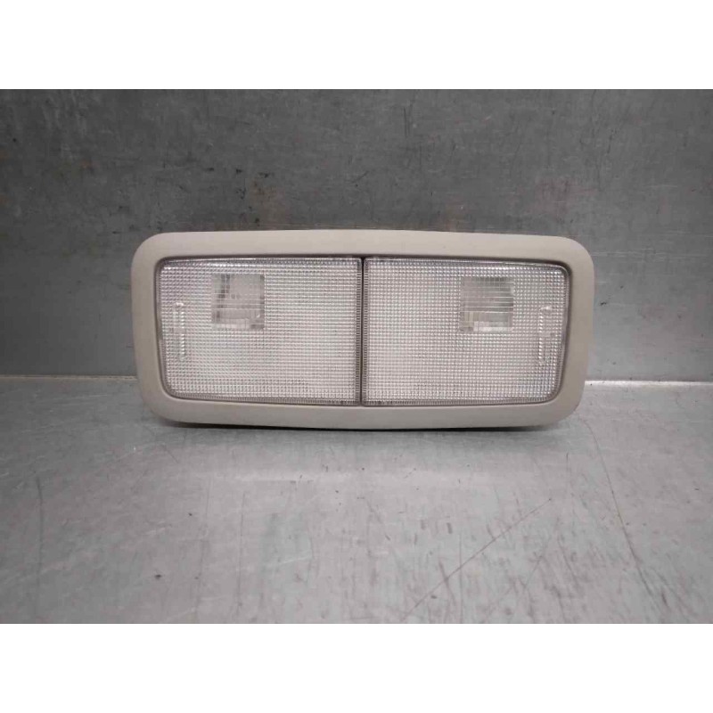 Recambio de luz interior para toyota auris 1.2 16v turbo cat referencia OEM IAM 8125005030  