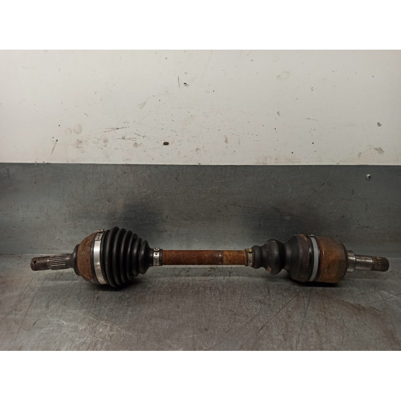 Recambio de transmision delantera izquierda para peugeot 405 berlina 1.9 turbodiesel referencia OEM IAM 3272L2  