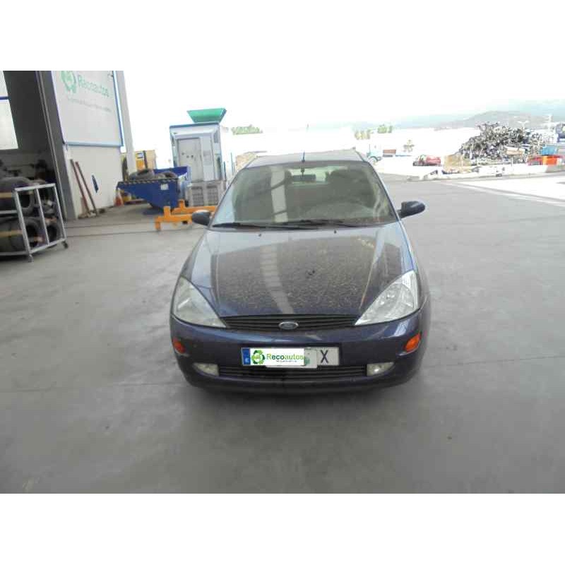 ford focus berlina (cak) del año 2000