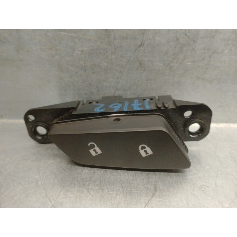 Recambio de mando para chevrolet aveo berlina hatchback 1.3 diesel cat referencia OEM IAM 96892119  