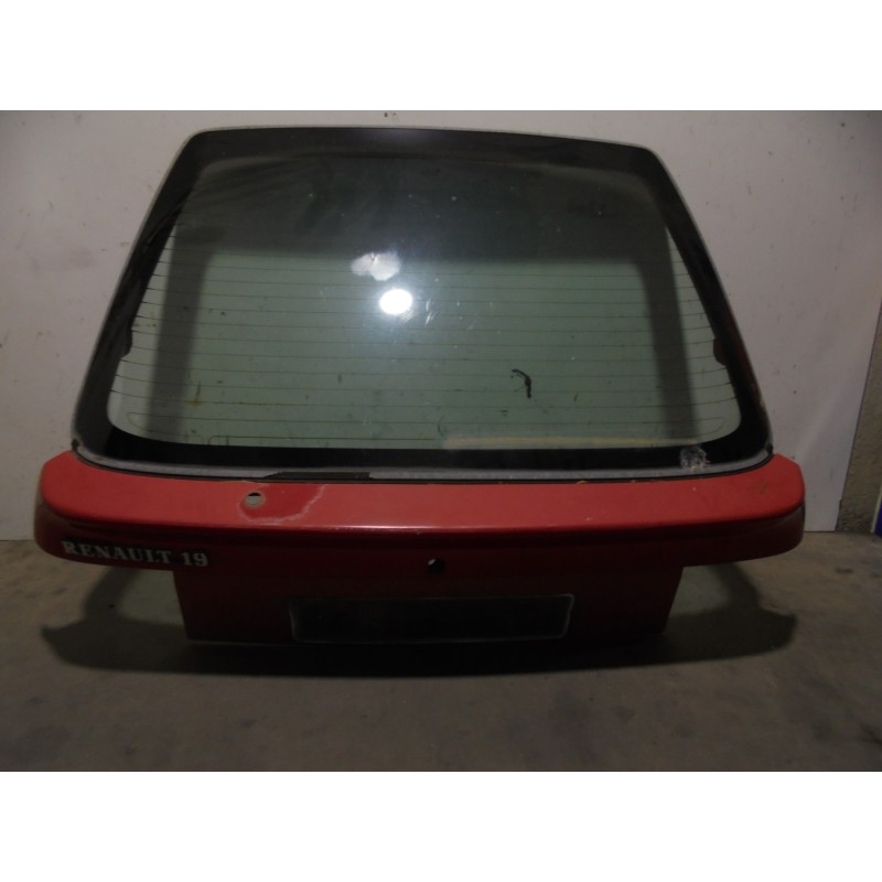 Recambio de porton trasero para renault 19 (1989...) 1.4 referencia OEM IAM  ROJO 5 PUERTAS