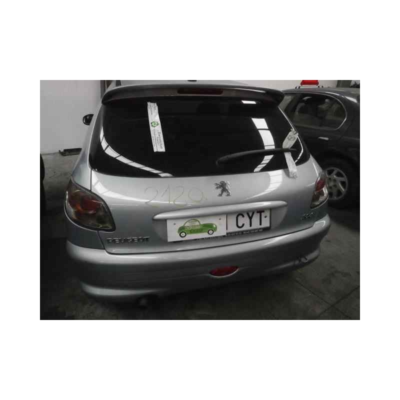 peugeot 206 berlina del año 2004