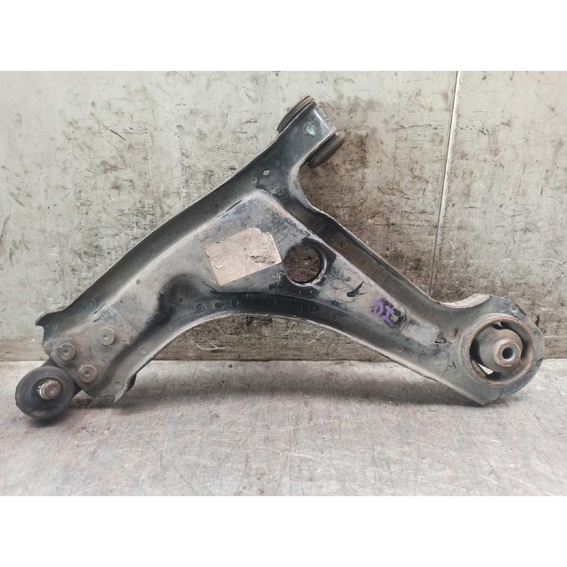 Recambio de brazo suspension inferior delantero izquierdo para daewoo tacuma 1.6 cat referencia OEM IAM 