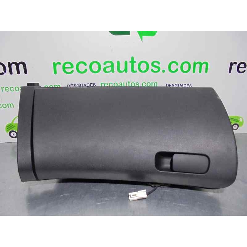 Recambio de guantera para kia cee´d 1.6 crdi cat referencia OEM IAM 847601H000  