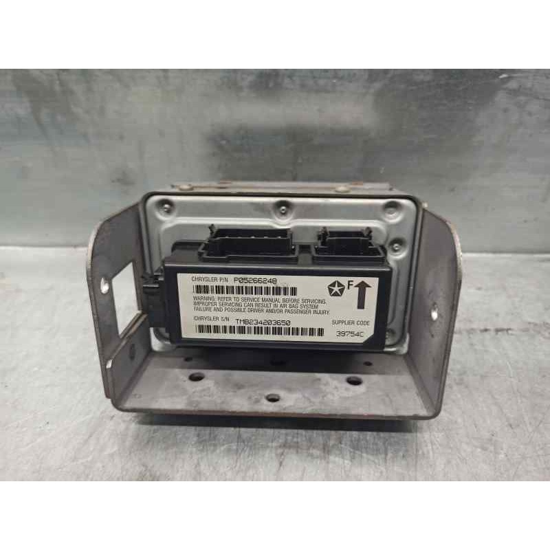 Recambio de centralita airbag para chrysler voyager (es) 3.3 cat referencia OEM IAM P05266248 TMB234203650 