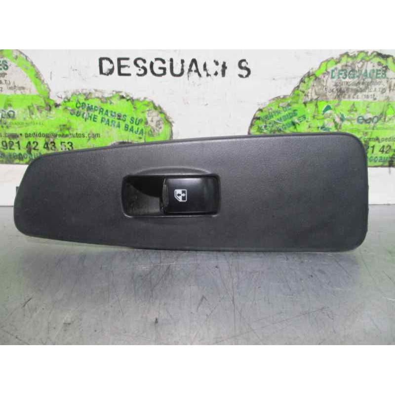 Recambio de mando elevalunas trasero izquierdo para ssangyong rexton 2.7 turbodiesel cat referencia OEM IAM 8584008000  