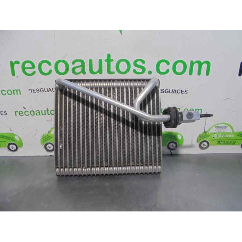 Recambio de evaporador aire acondicionado para ssangyong rodius 2.0 td cat referencia OEM IAM 615005A100  