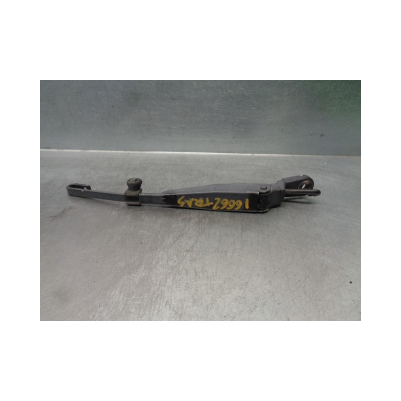 Recambio de brazo limpia trasero para chevrolet tacuma 1.6 cat referencia OEM IAM 96262512 