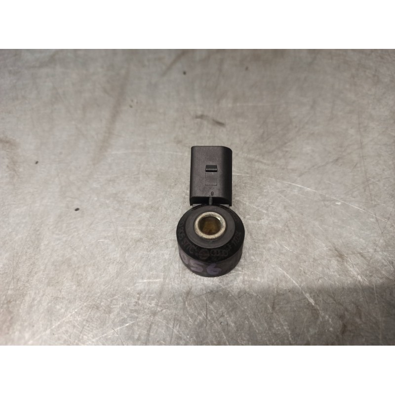 Recambio de sensor para volkswagen polo (6r1) 1.4 tsi referencia OEM IAM 030905377C  