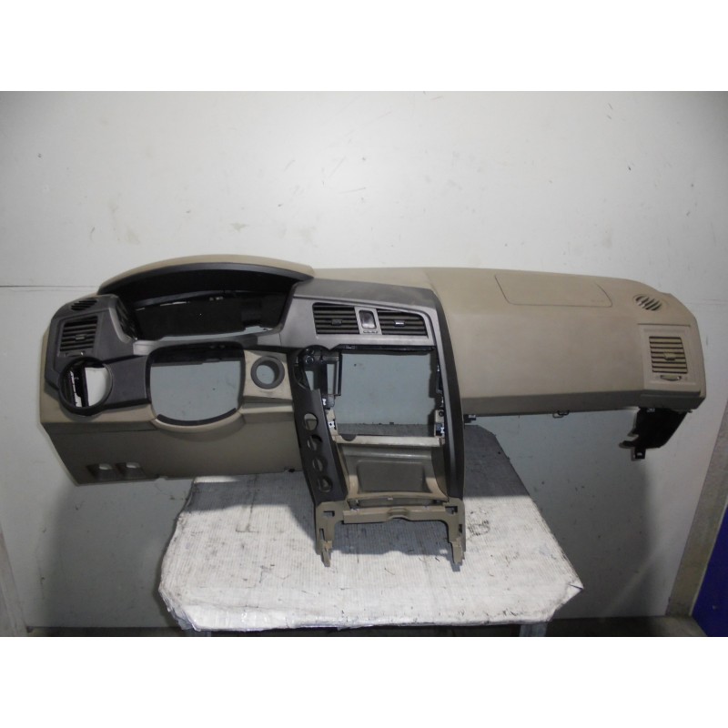 Recambio de salpicadero para ssangyong kyron 2.0 referencia OEM IAM 7650A09012EAN BEIGE 