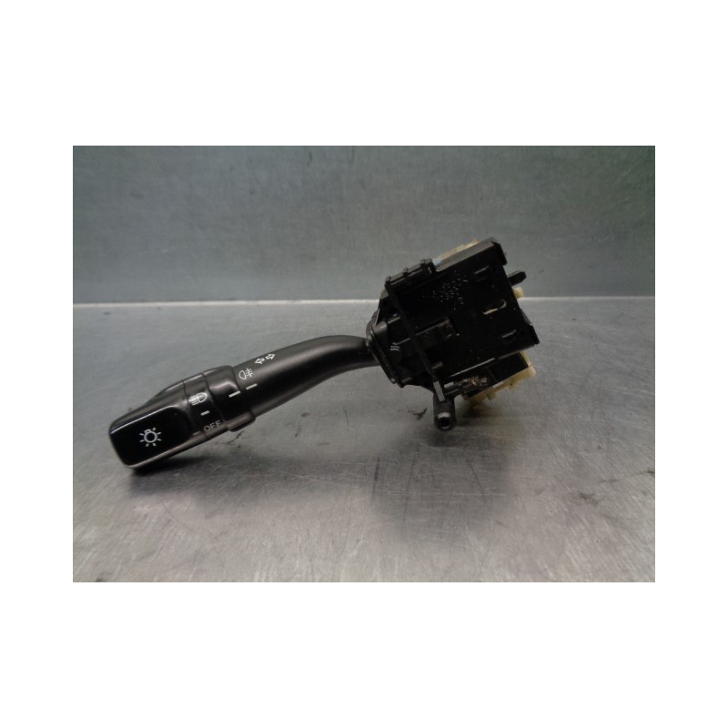 Recambio de mando luces para toyota avensis verso (m20) 2.0 turbodiesel cat referencia OEM IAM 8414044030  