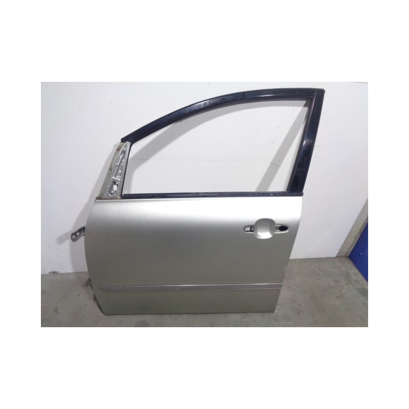 Recambio de puerta delantera izquierda para toyota avensis verso (m20) 2.0 turbodiesel cat referencia OEM IAM 6700244060 GRIS 5 