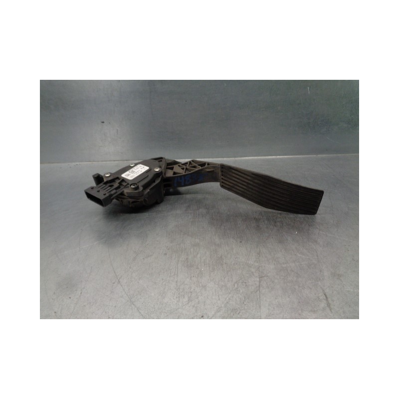 Recambio de potenciometro pedal para opel astra j lim. 1.6 cdti dpf referencia OEM IAM 13252702 6VP00976507 