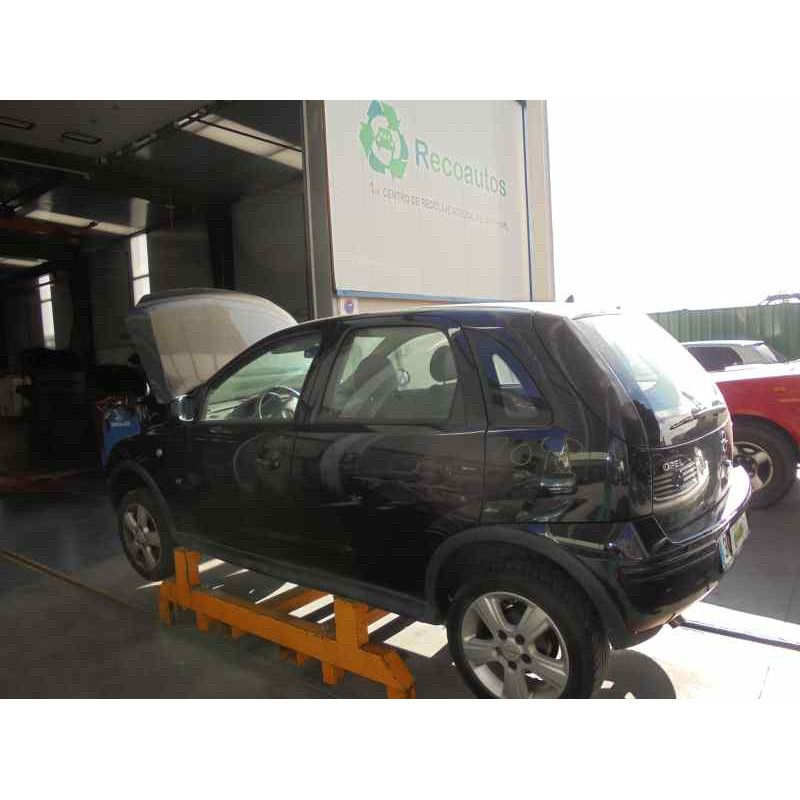 opel corsa c del año 2004