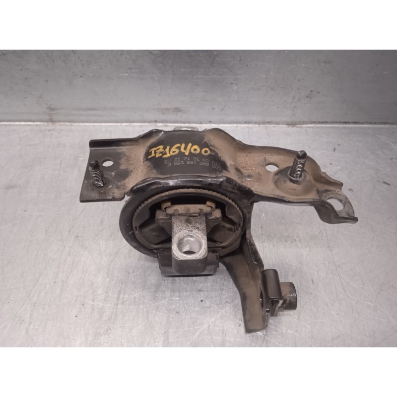 Recambio de soporte motor izquierdo para skoda rapid 1.6 tdi dpf referencia OEM IAM 6RF199555E  