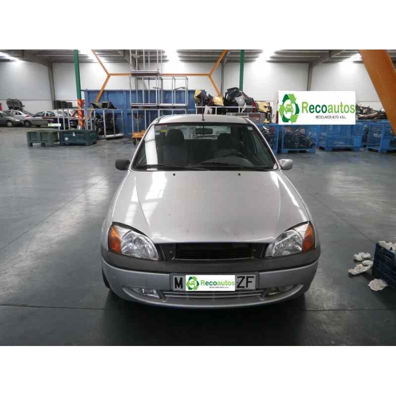 ford fiesta berlina (dx) del año 2000