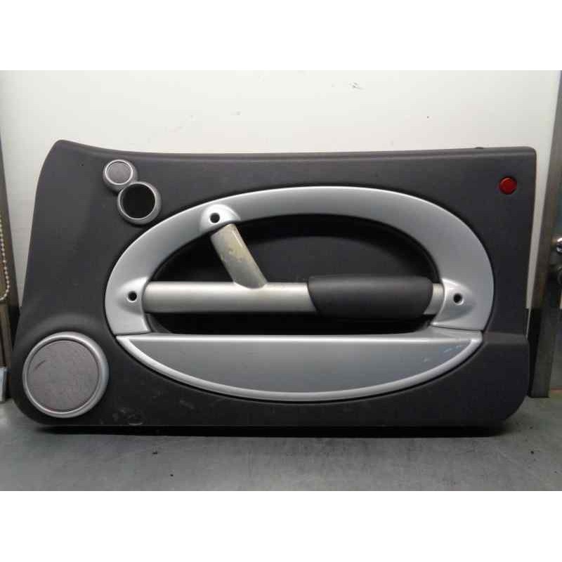 Recambio de guarnecido puerta delantera derecha para bmw mini (r50,r53) cooper referencia OEM IAM 51410017302  