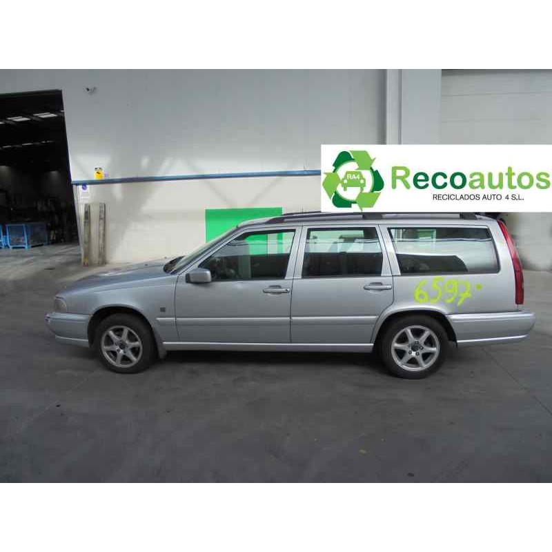 volvo v70 familiar del año 2000