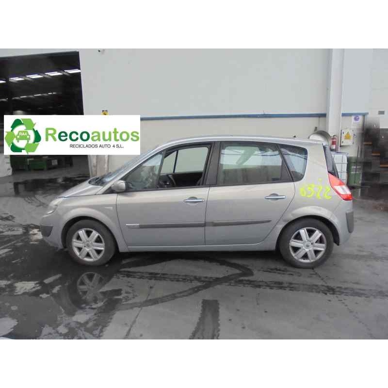 renault scenic ii del año 2004