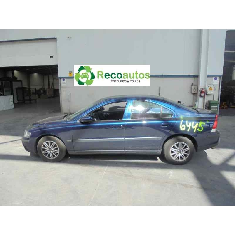 volvo s60 berlina del año 2004