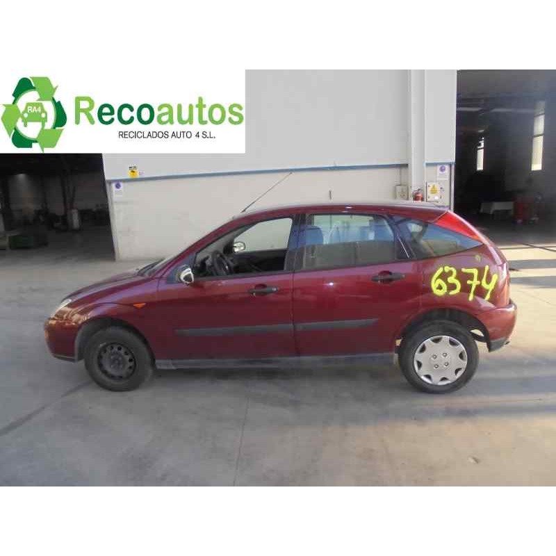 ford focus berlina (cak) del año 2000