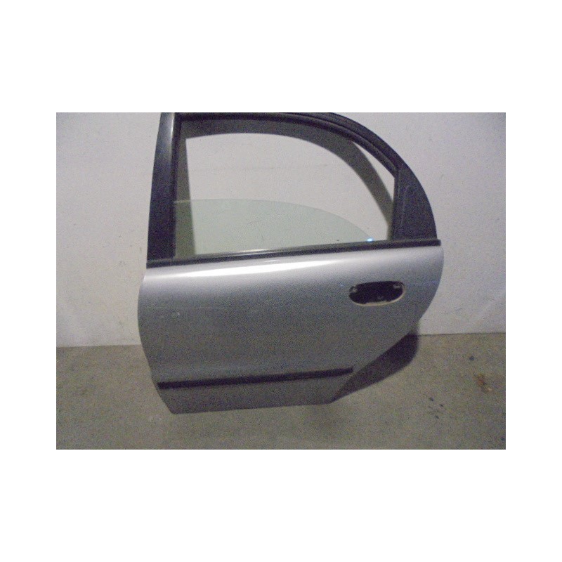 Recambio de puerta trasera izquierda para daewoo lanos cool referencia OEM IAM 96303928 GRIS 5 PUERTAS