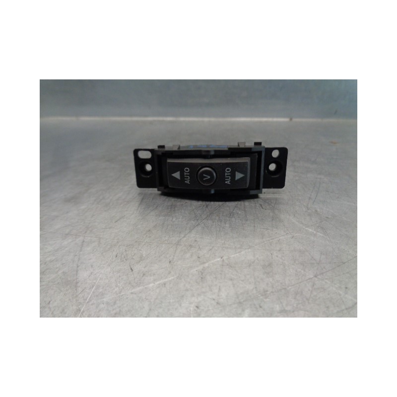 Recambio de interruptor para dodge journey 2.0 16v crd cat referencia OEM IAM  TECHO ELECTRICO 