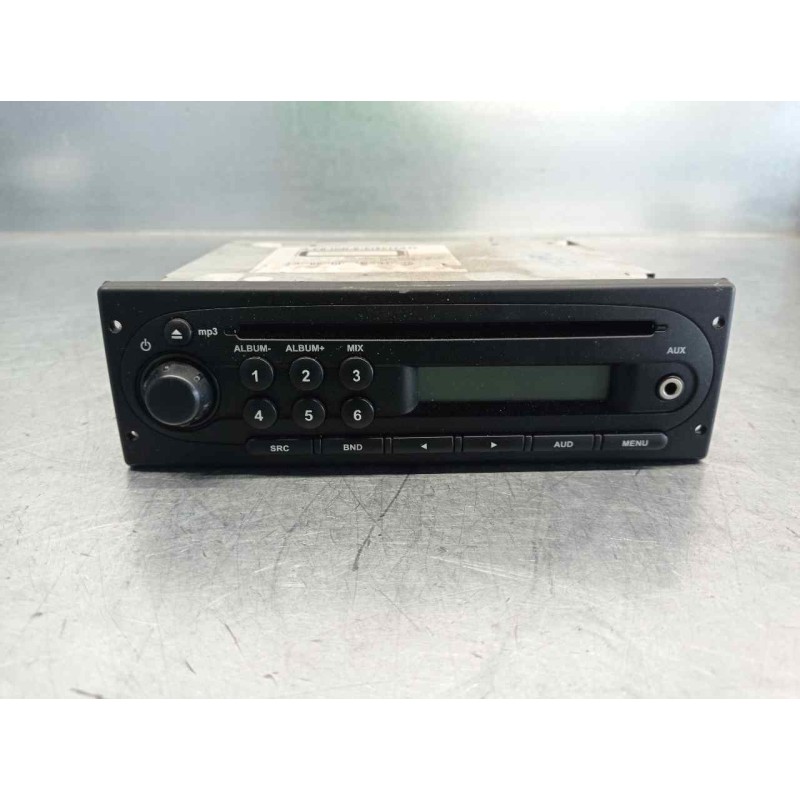 Recambio de sistema audio / radio cd para dacia sandero ambiance referencia OEM IAM 7648052592 