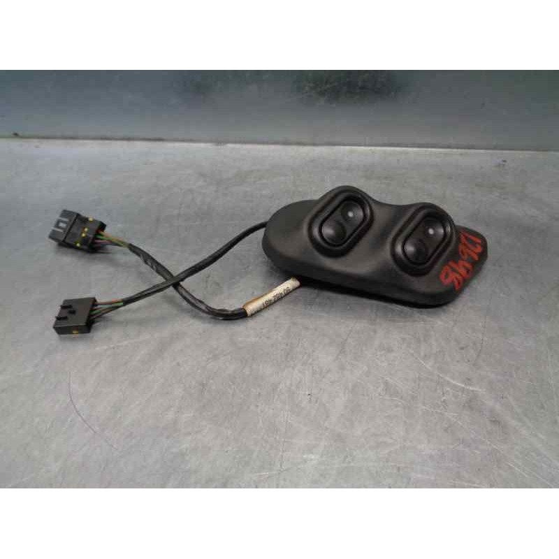 Recambio de mando elevalunas delantero izquierdo para opel tigra 1.6 16v referencia OEM IAM 142477 90482203 