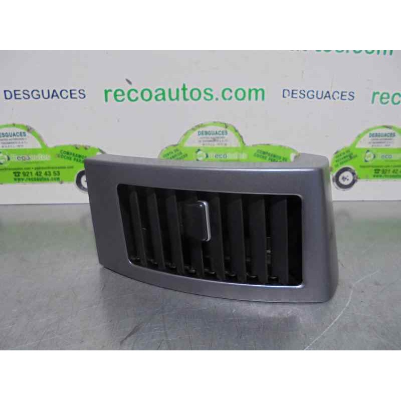 Recambio de aireador para citroen c-crosser 2.2 hdi fap cat referencia OEM IAM 8030A025ZZ  