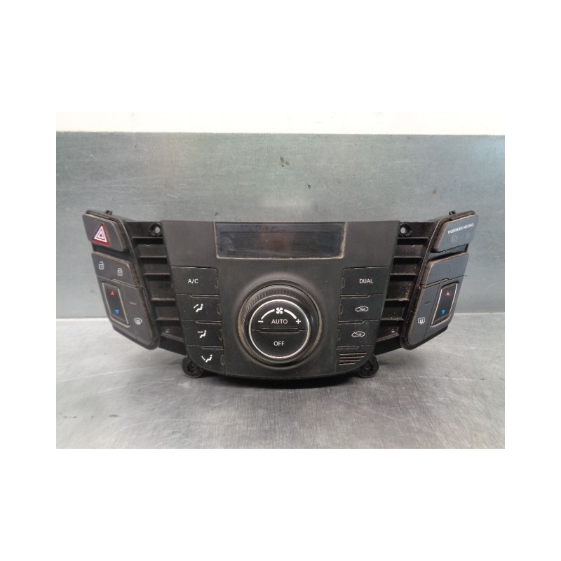 Recambio de mando climatizador para hyundai i40 cab bluedrive referencia OEM IAM 972503Z320 972503ZXXX 