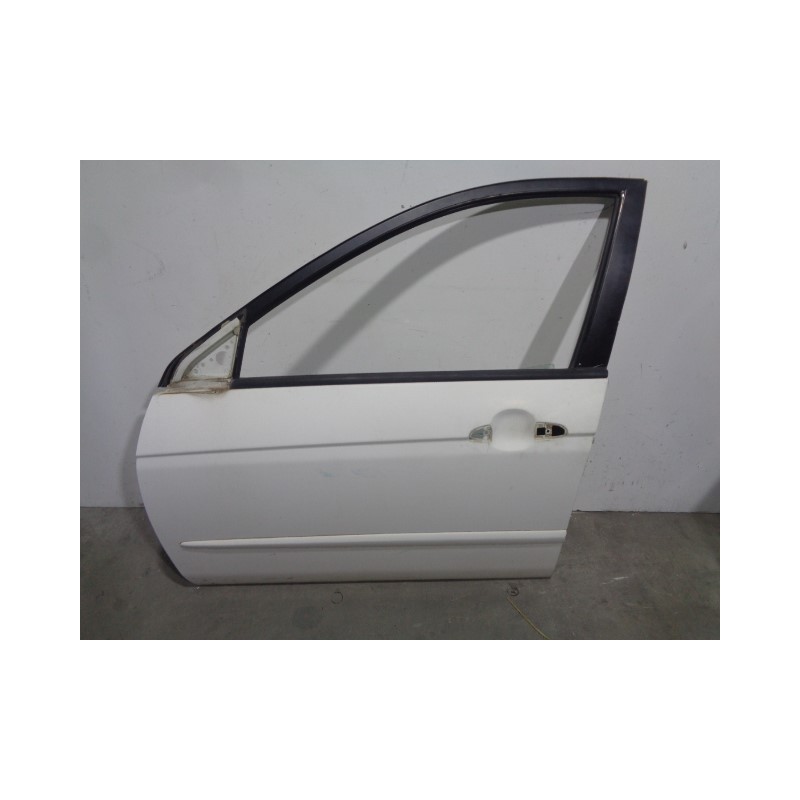 Recambio de puerta delantera izquierda para kia cerato 1.6 cat referencia OEM IAM 760042F010 BLANCA 5 PUERTAS