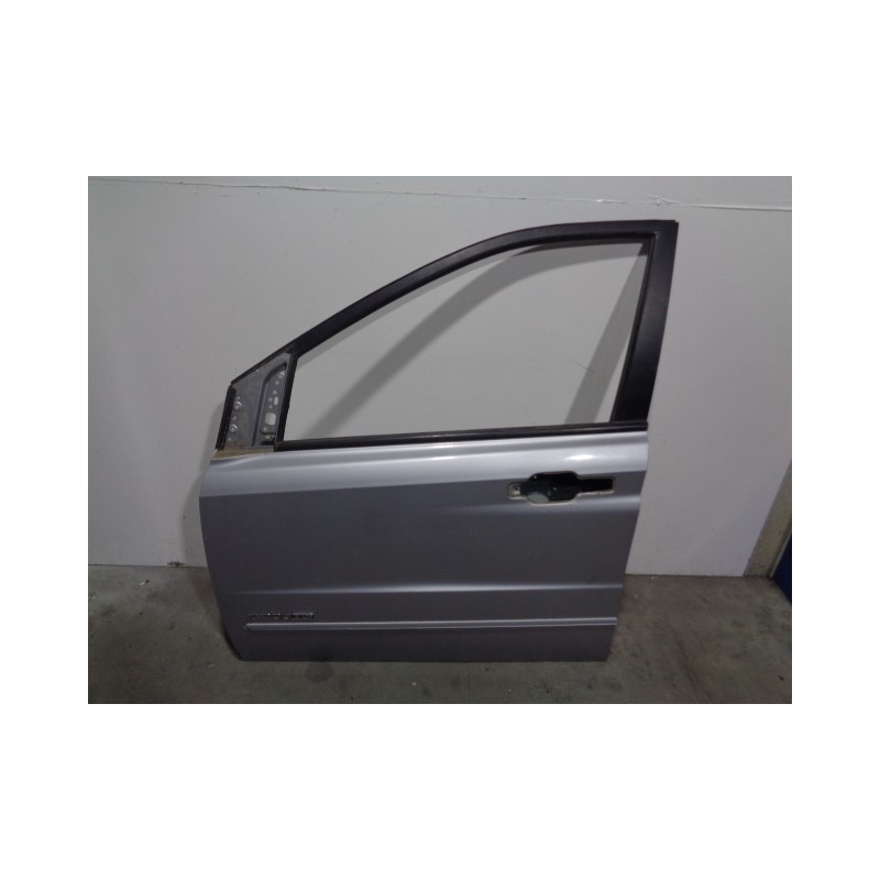 Recambio de puerta delantera izquierda para ssangyong actyon 2.0 td cat referencia OEM IAM  GRIS 5PUERTAS