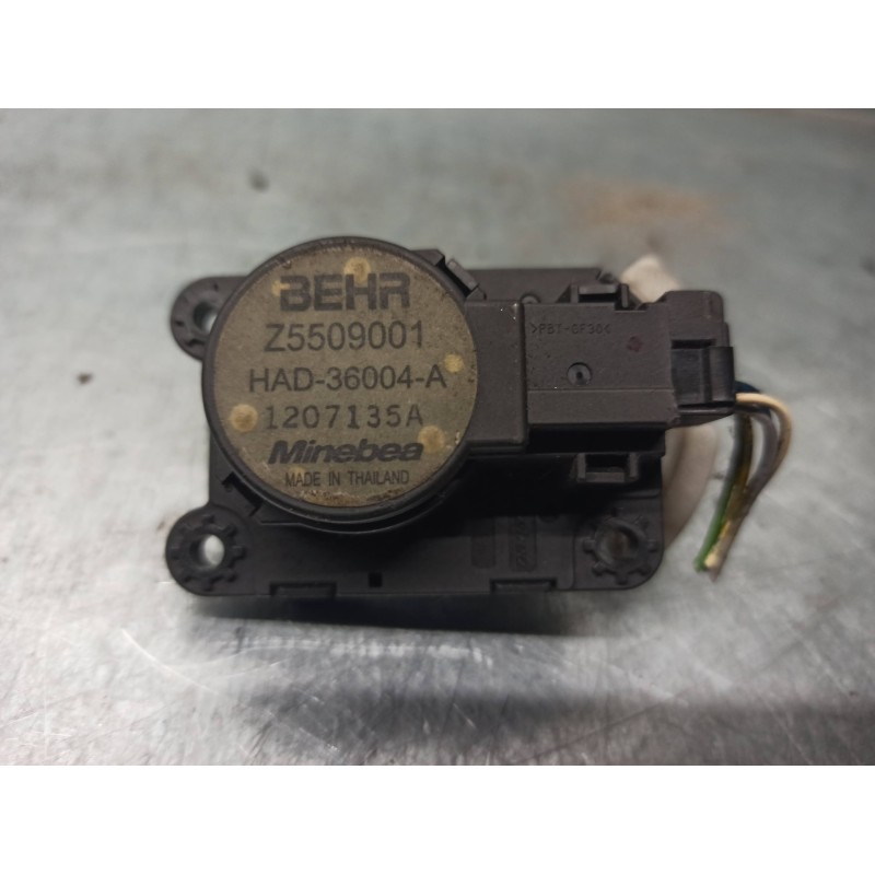 Recambio de motor calefaccion para peugeot 5008 active referencia OEM IAM Z5509001 1207135A BEHR