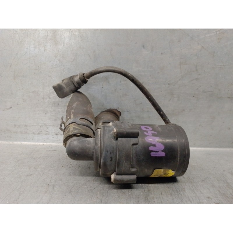 Recambio de bomba agua para volkswagen touareg (7la) 3.0 v6 tdi dpf referencia OEM IAM 7L0965561H 2 PÌNES 