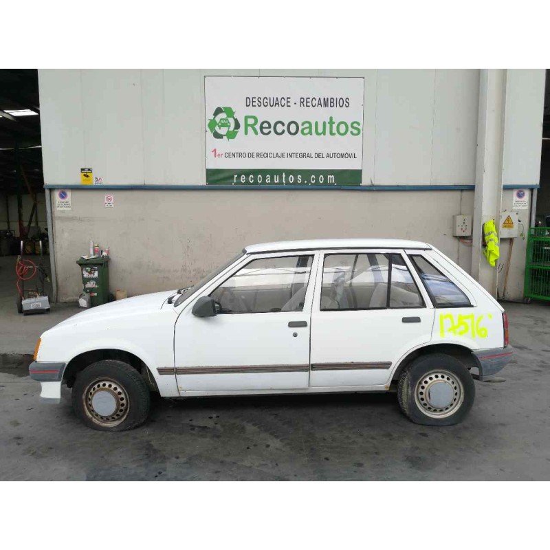 opel corsa a del año 1990