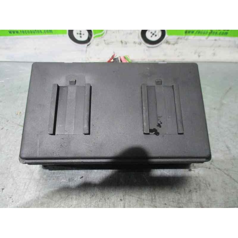 Recambio de caja reles / fusibles para citroen c3 1.4 hdi referencia OEM IAM 9632229480 11570800 VALEO