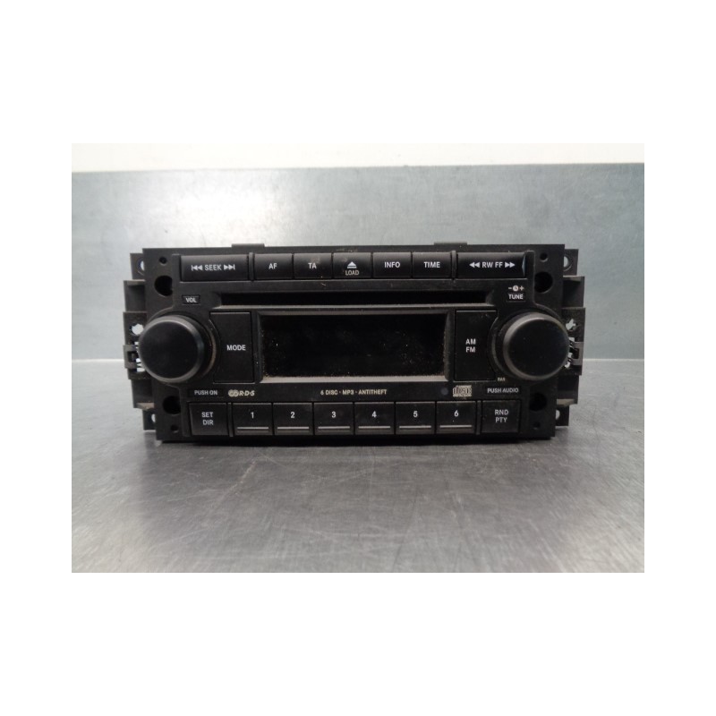 Recambio de sistema audio / radio cd para jeep compass 2.4 16v cat referencia OEM IAM P05064362AA  