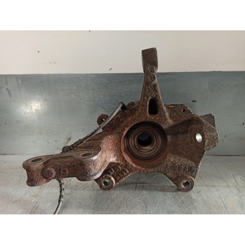 Recambio de mangueta delantera derecha para renault scenic iii 1.4 tce referencia OEM IAM 400140080R  