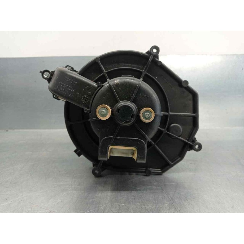 Recambio de motor calefaccion para peugeot partner kombi outdoor referencia OEM IAM  025690 DENSO