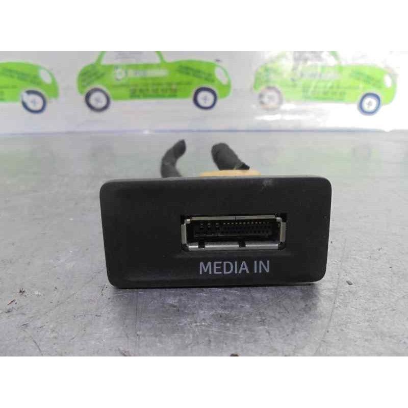 Recambio de sistema audio / radio cd para seat leon (5f1) 1.6 tdi referencia OEM IAM 5F0035222C  